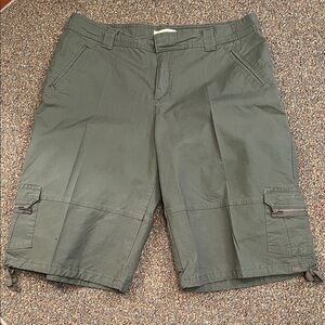 Lee Women's Dark Green Cargo Shorts